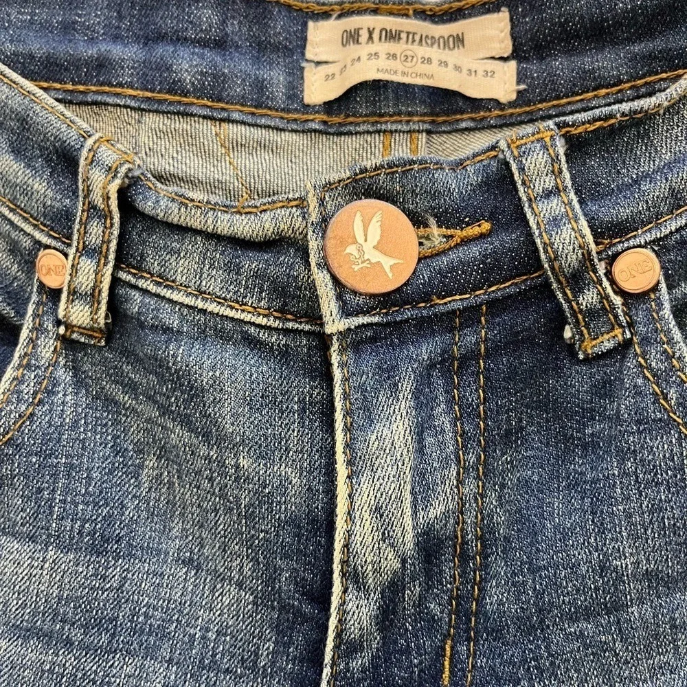 ONE X ONE-TEASPOON‎ DISTRESSED JEAN